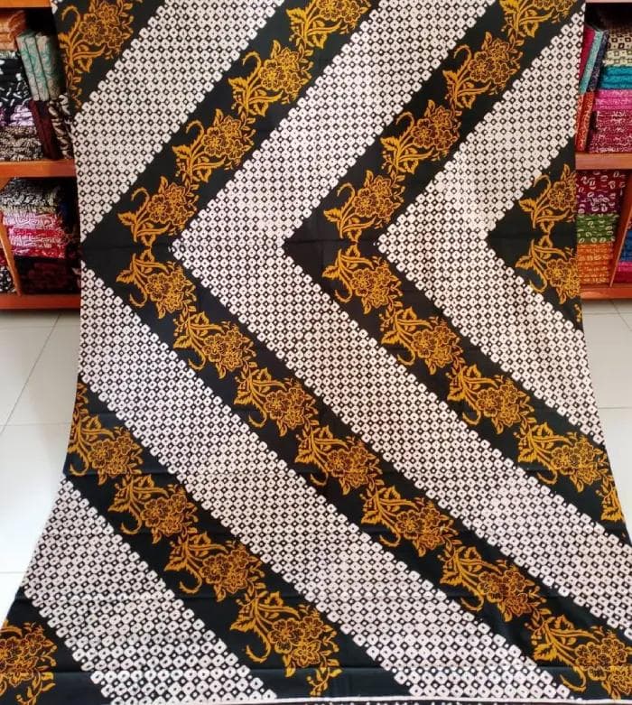 Kain batik motif khas Banjarwangi
