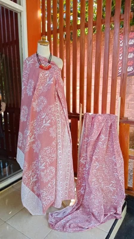Koleksi kain batik Batik Mertosari