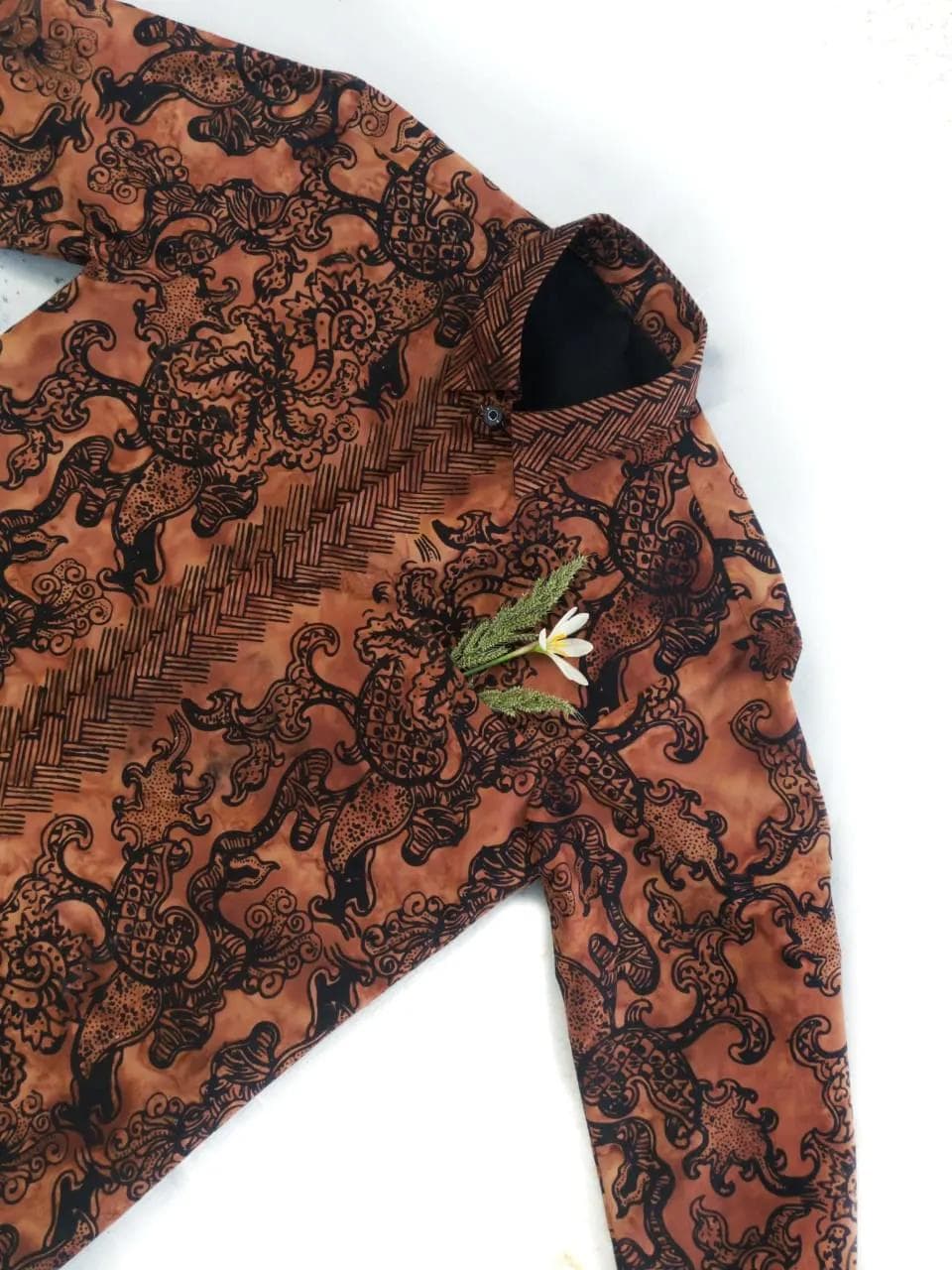 Busana batik Kapuronto Batik