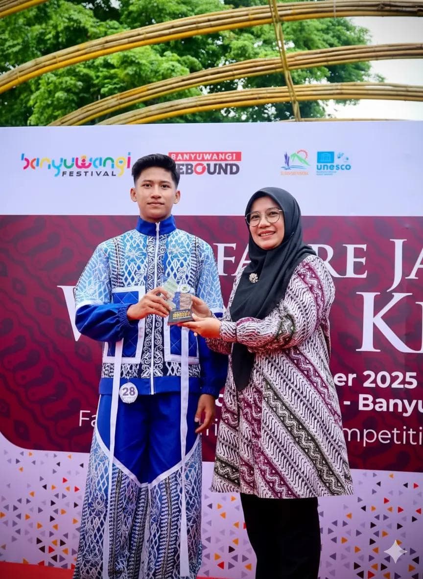 Penyerahan penghargaan