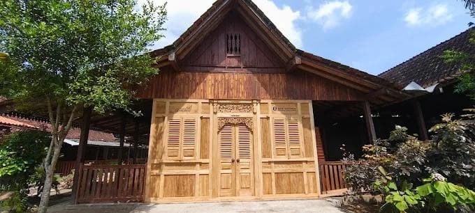 Rumah wisata adat osing