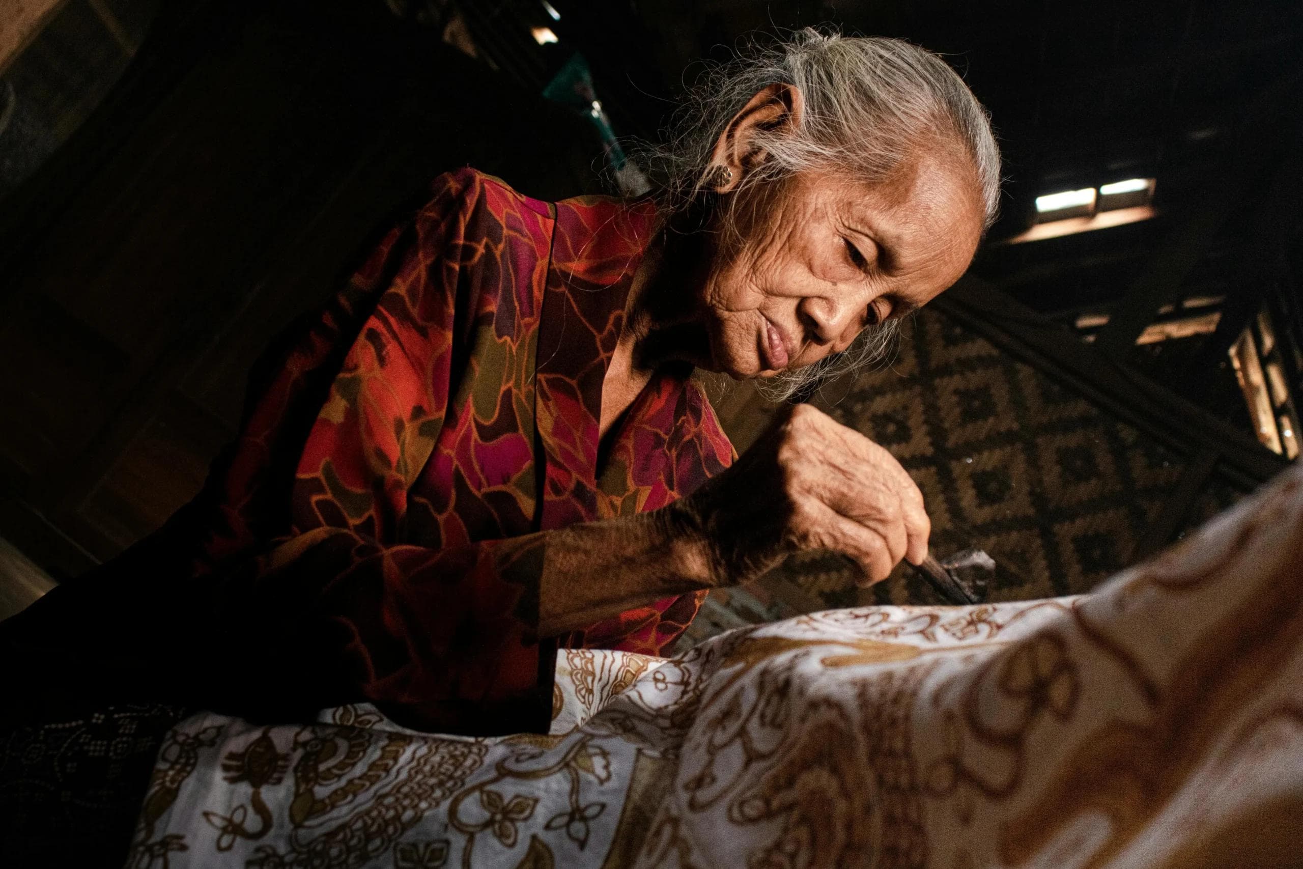 Batik dan Tenun Indonesia: Warisan Budaya yang Menjadi Simbol Kekayaan Nusantara