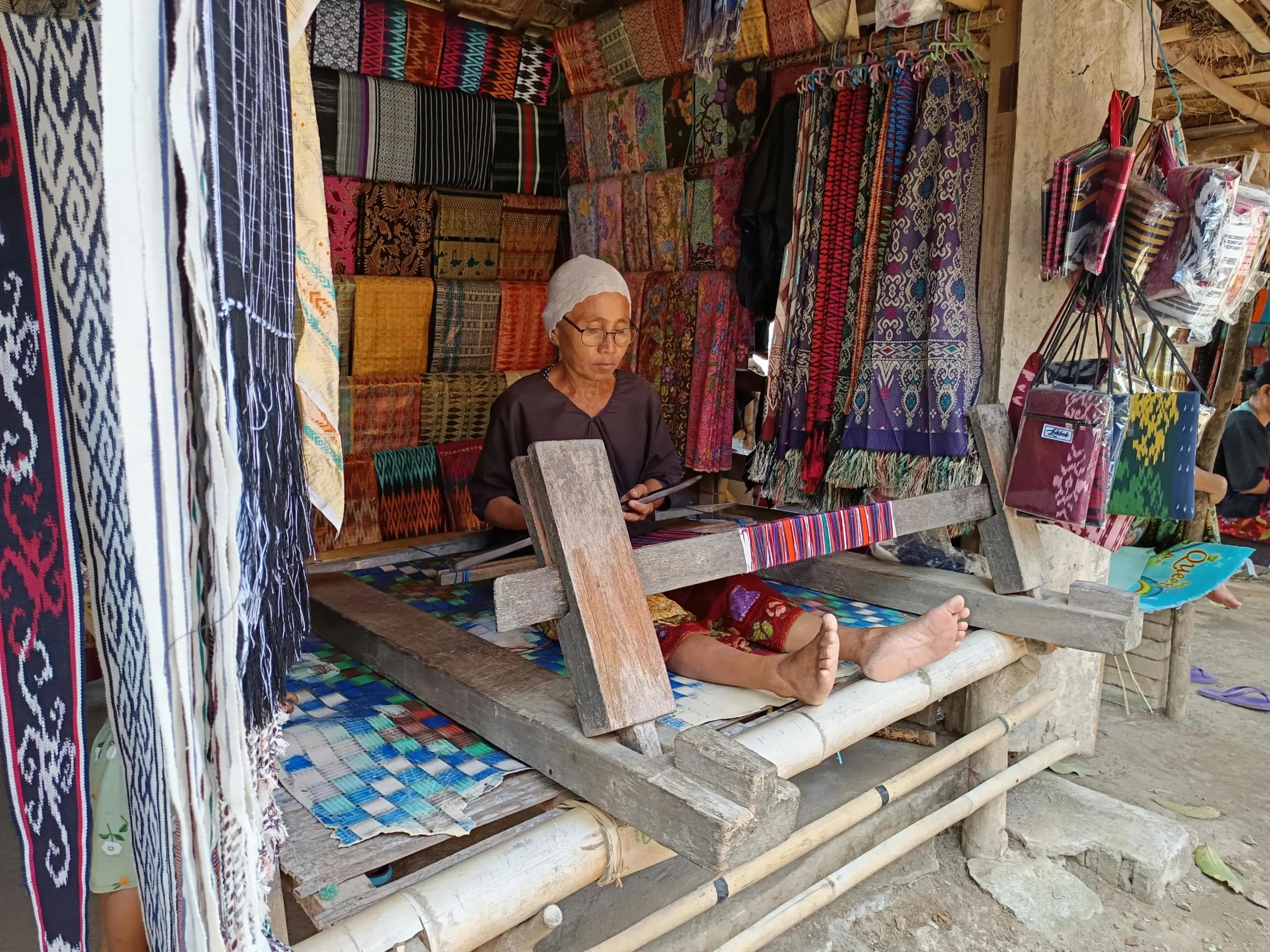 Indonesian Weaving Motifs and the Deep Meanings Hidden Behind Them