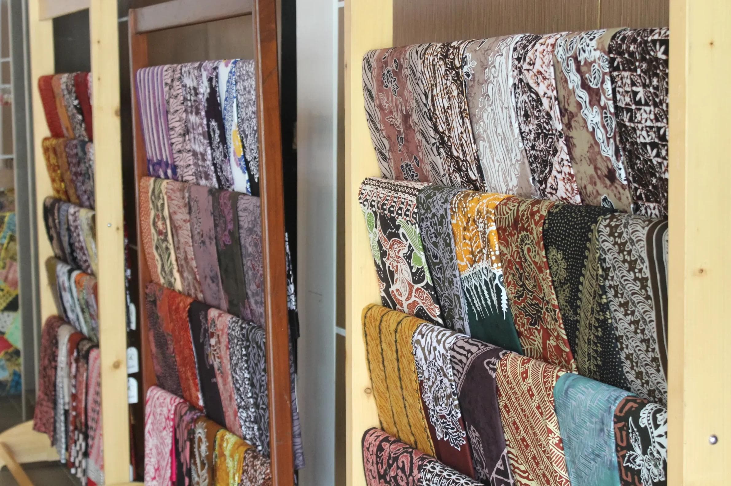 From Gallery to Collection: Tips for Choosing Quality Banyuwangi Batik